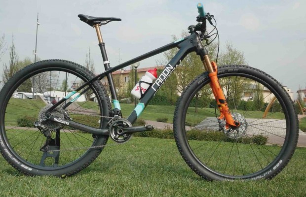 Así es la Radon Jealous de Mathias Flückiger, una mountain bike de 8,1 kg