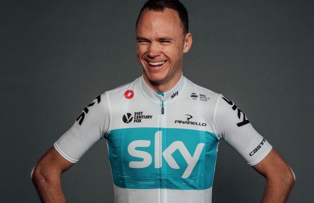 El equipo Sky presenta su nueva equipación para 2018