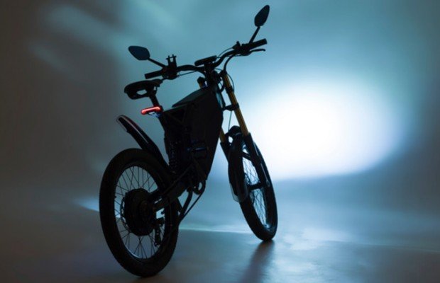 Hay un vehículo eléctrico con más autonomía que un Tesla y sí, es una bicicleta