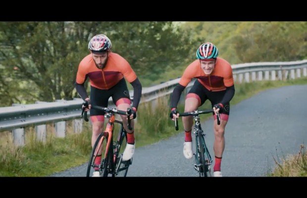¿Quién es más rápido un ciclista de carretera o de mountain bike? [VÍDEO]