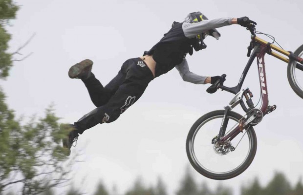 ¿Se puede volar con una MTB? En el Fest Series Black Sage parece que sí