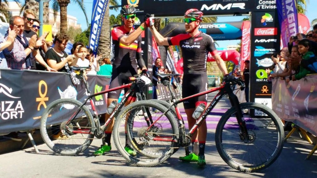 Valero y Rodríguez líderes en la vuelta a IBIZA-MMR