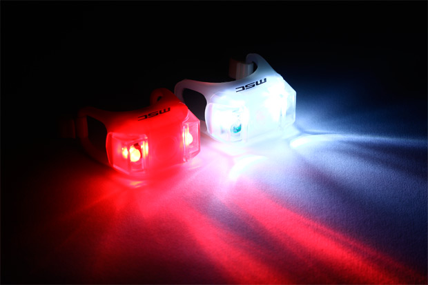 MSC Bikes presenta una línea de luces económicas