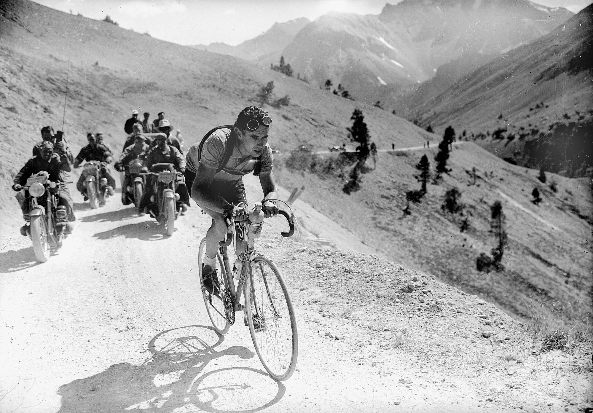 5 historias asombrosas del Tour de Francia
