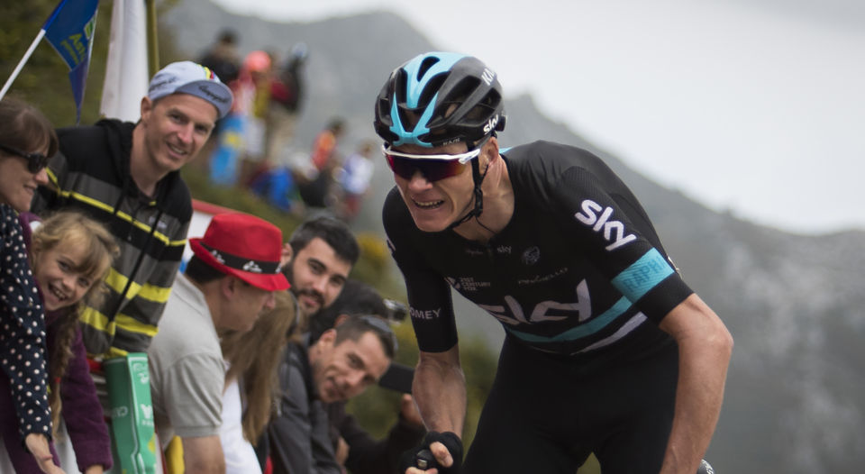 Froome admite que sus compañeros deberían estar fuera de la Vuelta