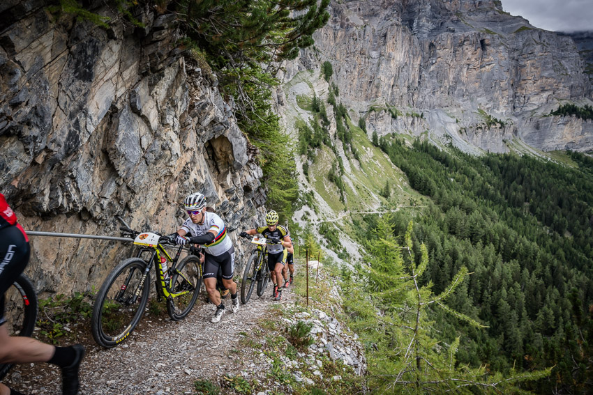 Dominio local en la tercera etapa de la Perskindol Swiss Epic