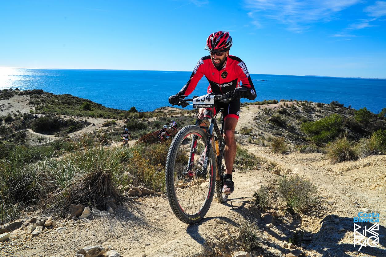 Comienza la Costa Blanca Bike Race y allí están los mejores bikers del momento
