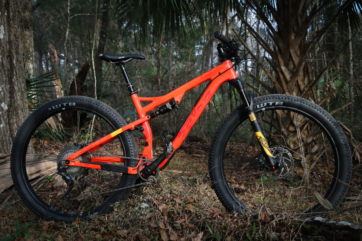 Salsa Deadwood SUS, una mountain bike que te sorprenderá