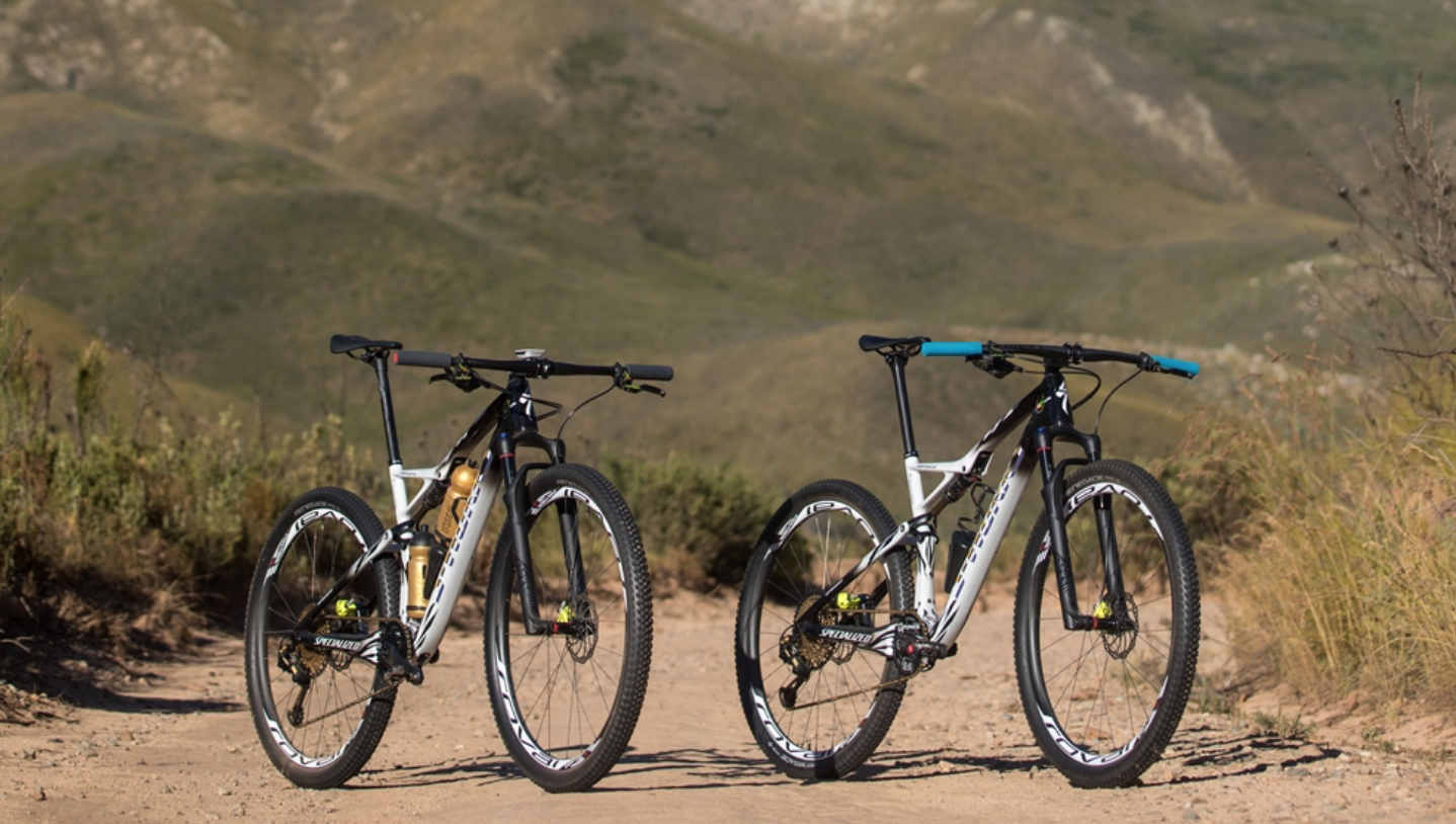 Al detalle las Specialized S-Works Epic FSR de Sauser y Kulhavy en la Cape Epic