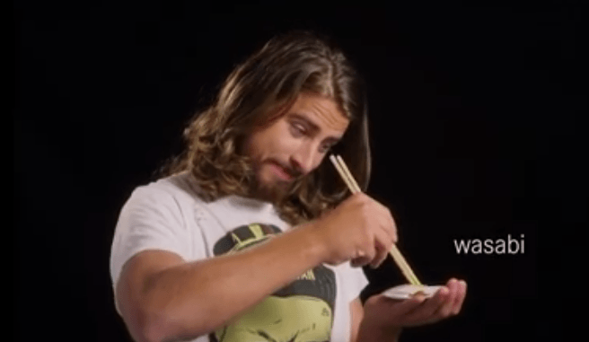 Peter Sagan te enseña a cocinar makis de quinoa VÍDEO