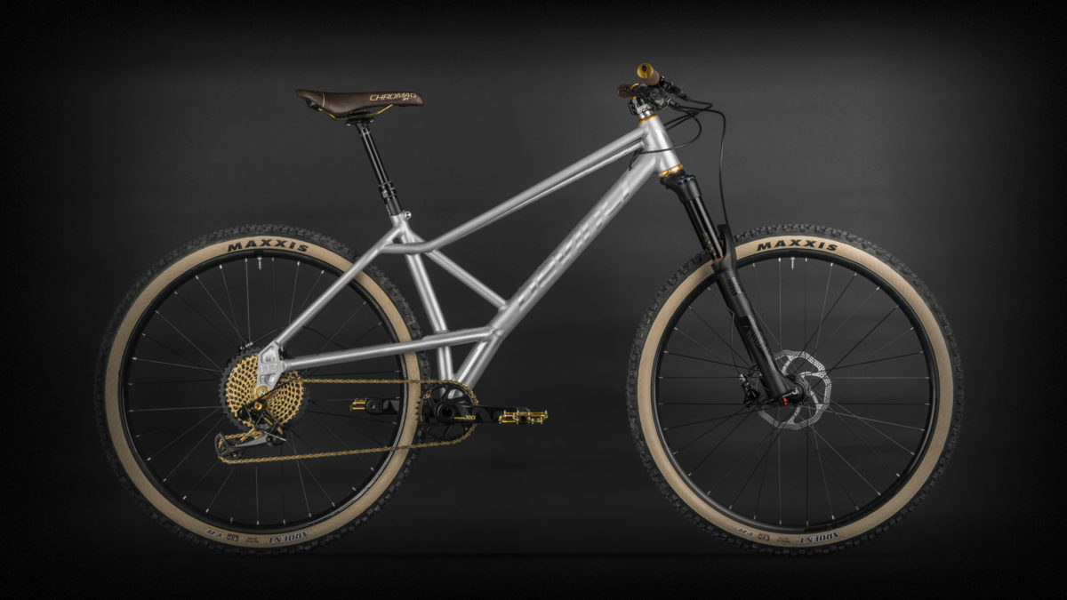 Devinci celebra su 30 aniversario con la espectacular YYZ