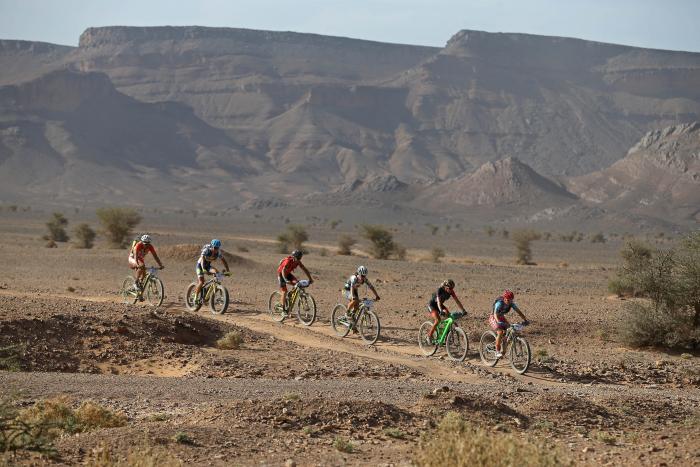 VÍDEO de la etapa 4 de la Titan Desert 2017 con victoria de Ondrej Fojtik